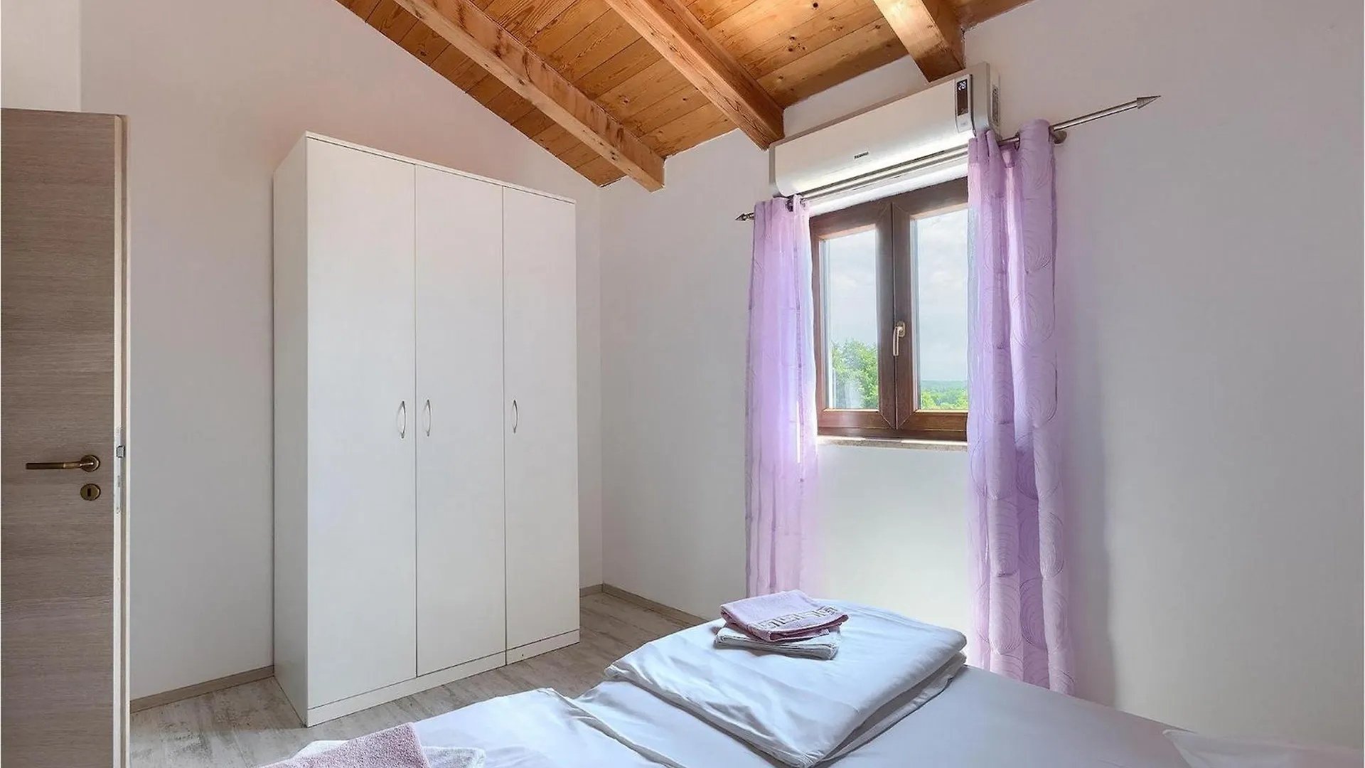 רוביני Villa Nino בית נופש